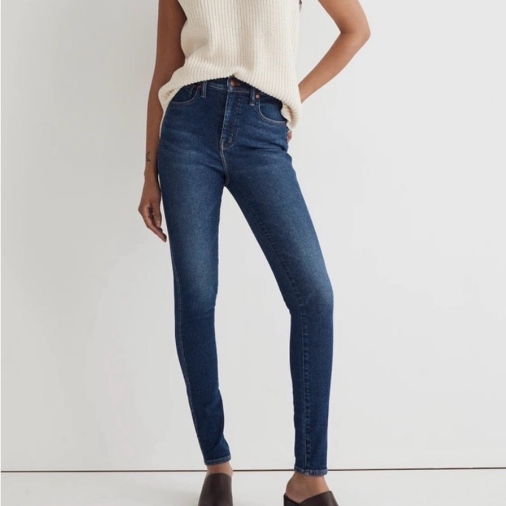 Madewell 10" High-Rise Skinny Jeans in Dark Indigo Wash - Size 26 - Fair Trade